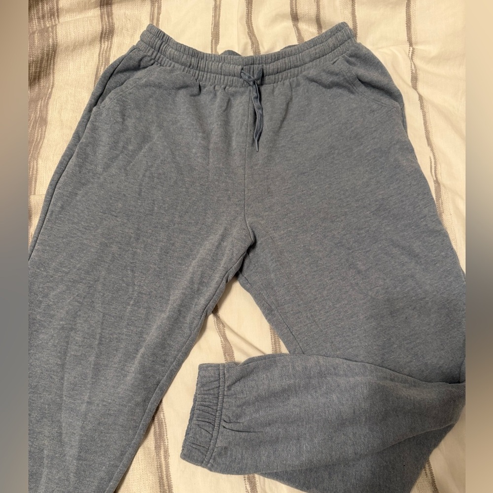 Art Class soft pants. Youth XXL (16/18). Elastic waistband.